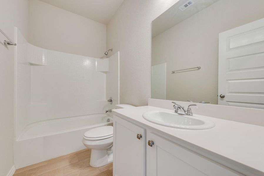 Furnished interior view inside a new home in , Fort Worth (Image 9).