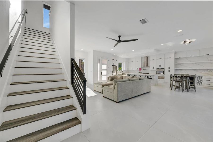 Furnished interior view inside a new home in , Sarasota (Image 31).