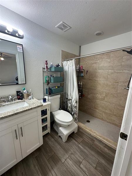 Furnished interior view inside a new home in , Ocala (Image 10).