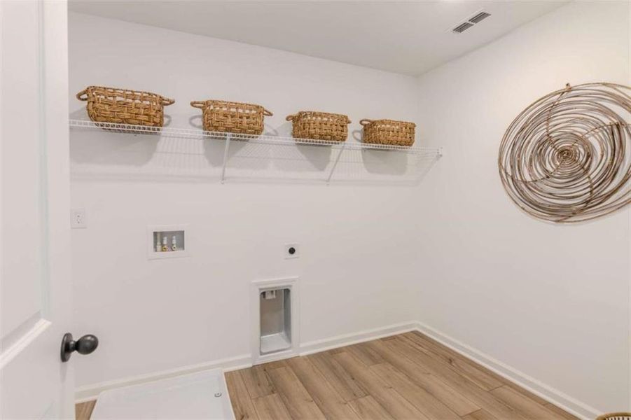 Spacious, unfurnished interior of a new home in , Locust Grove (Image 20).