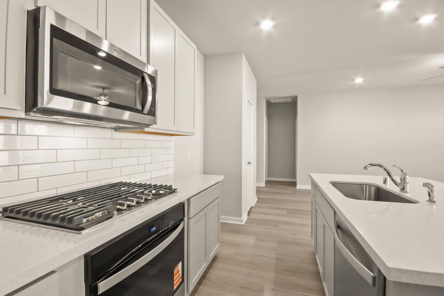 Furnished interior view inside a new home in Westridge Cove, Conroe (Image 8). Furnished interior view inside a new home in Westridge Cove, Conroe (Image 8).