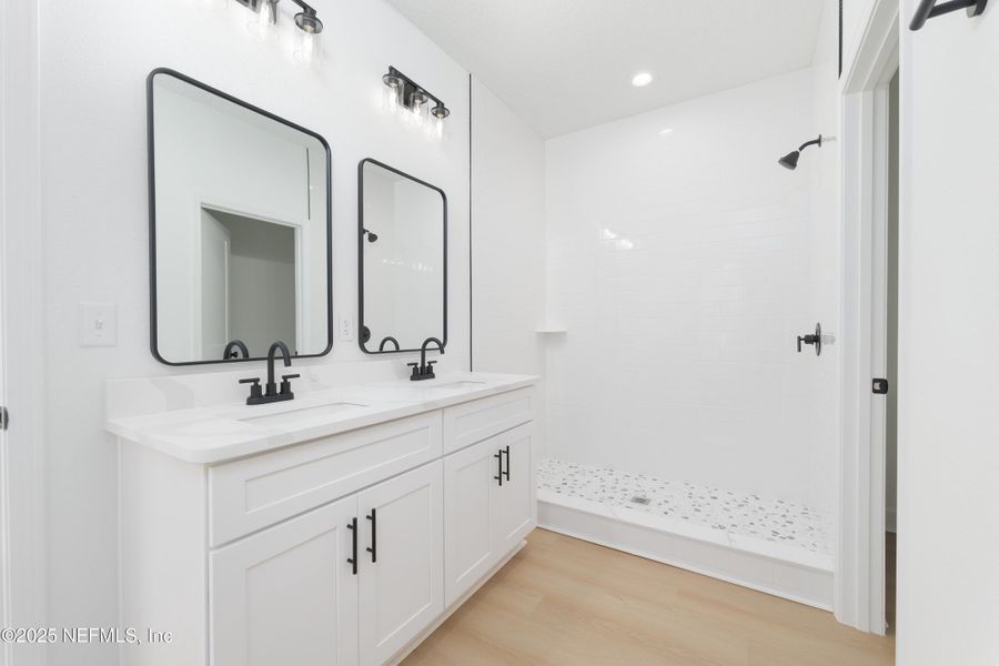 Furnished interior view inside a new home in , Keystone Heights (Image 5).
