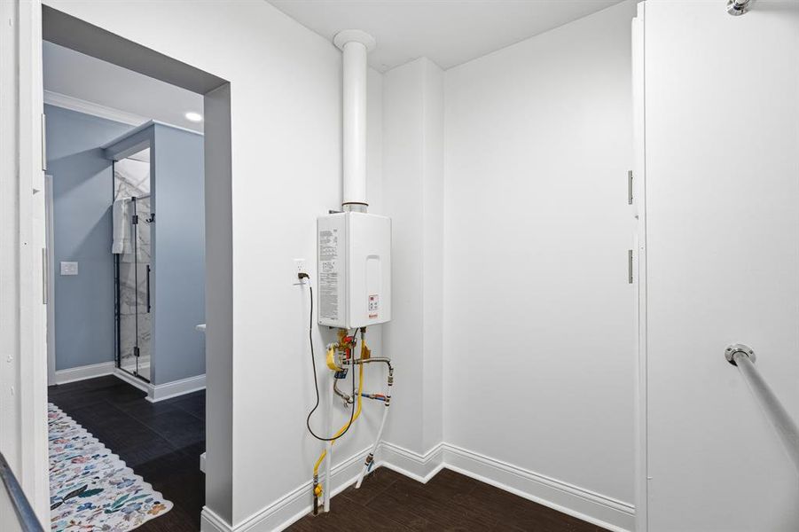 Tankless water heater