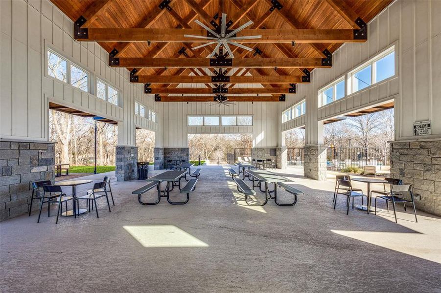 Community amenities in Mantua Point, Van Alstyne (Image 35).