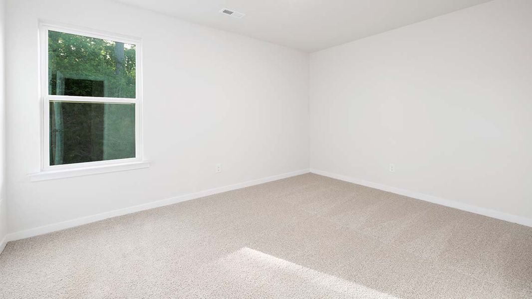 Spacious, unfurnished interior of a new home in Calvin Creek, Troutman (Image 19).