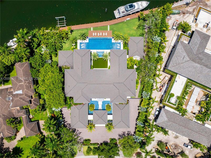 Community amenities in , Coral Gables (Image 28).