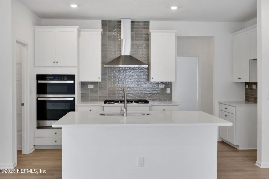 Furnished interior view inside a new home in Jennings Farm, Middleburg (Image 14).