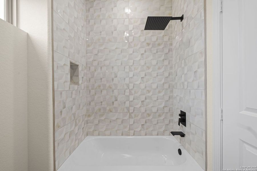 Furnished interior view inside a new home in , Floresville (Image 15).