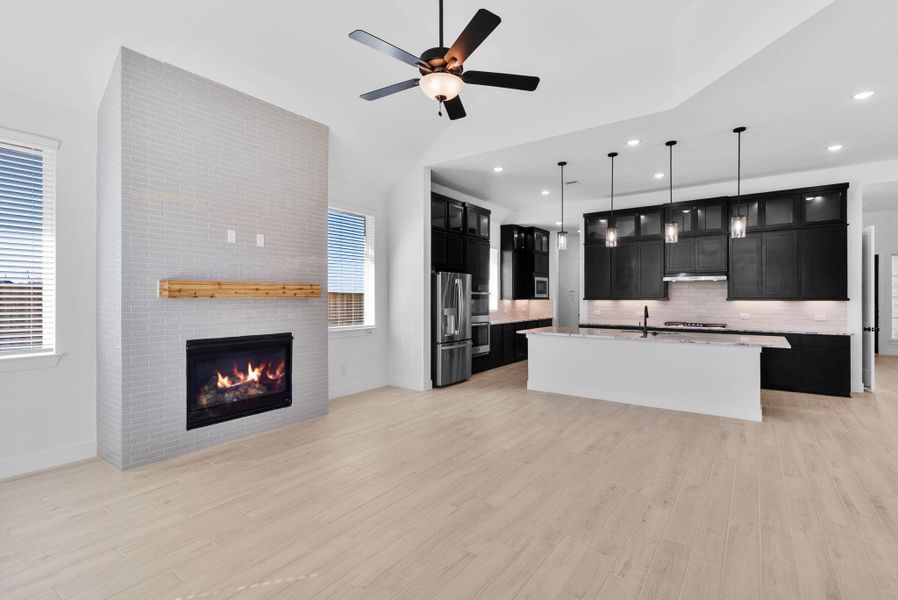 Image 34 of a home in Blue Heron.