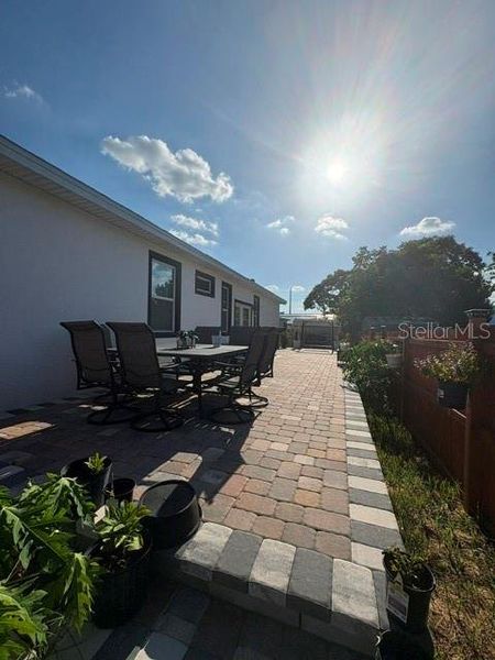 Exterior details and patio area of a home in , Lake Wales (Image 31).