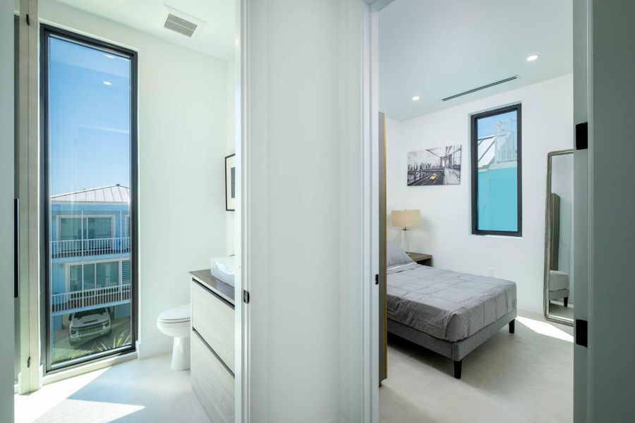 Furnished interior view inside a new home in , Key Largo (Image 30).