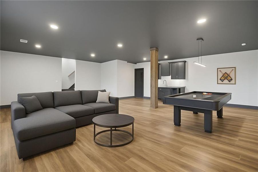 Furnished interior view inside a new home in , Jasper (Image 12).