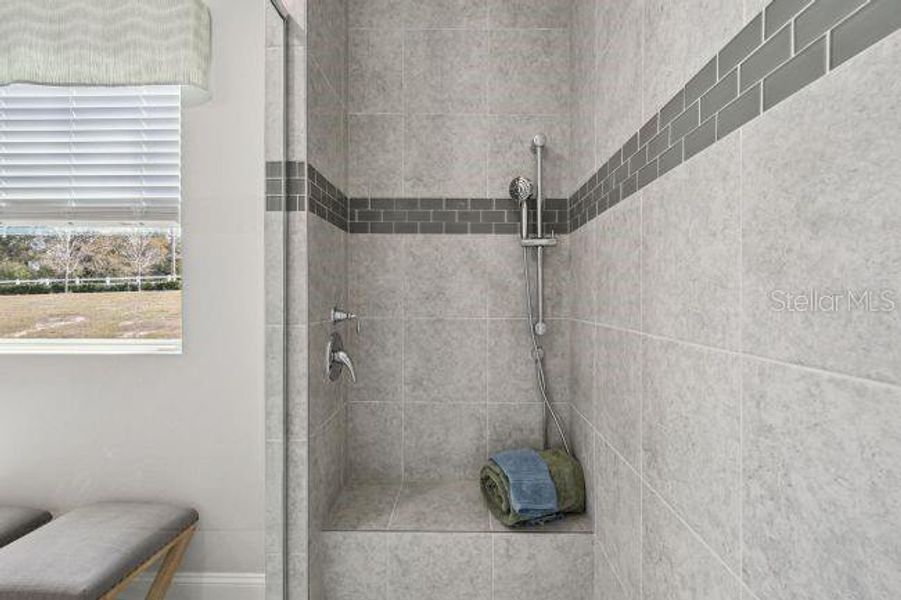 Close-up of interior finishes inside a home in , Mount Plymouth (Image 20).
