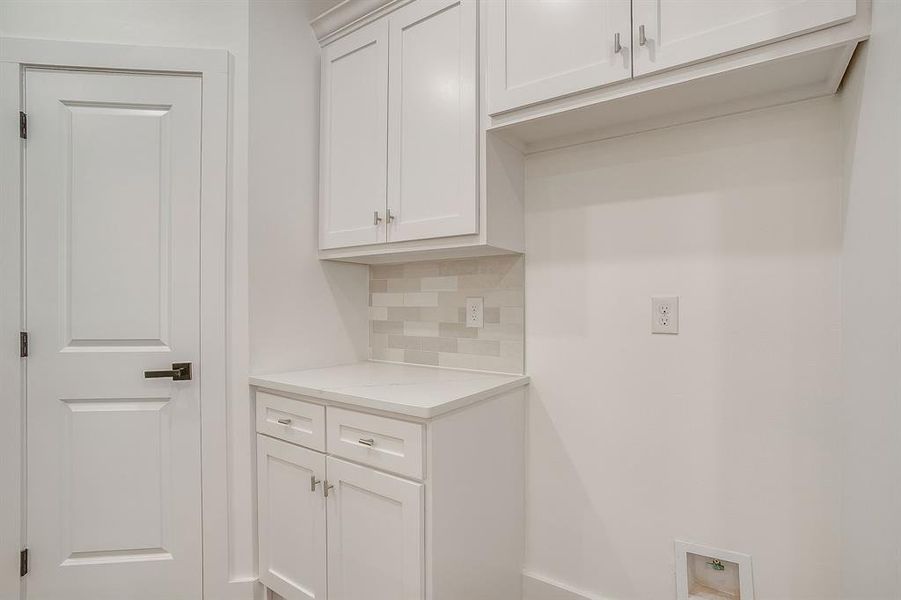 Furnished interior view inside a new home in , Fort Worth (Image 11).