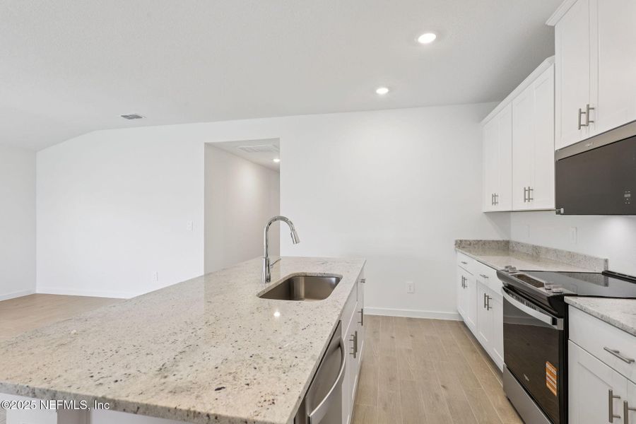 Furnished interior view inside a new home in Kings Preserve, Jacksonville (Image 11).