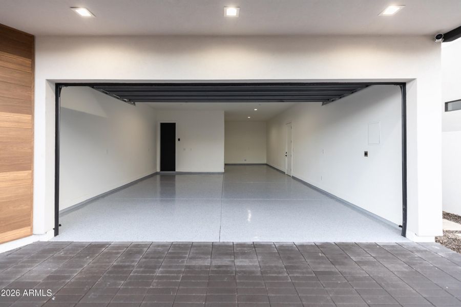 Tandem Garage Tandem Garage