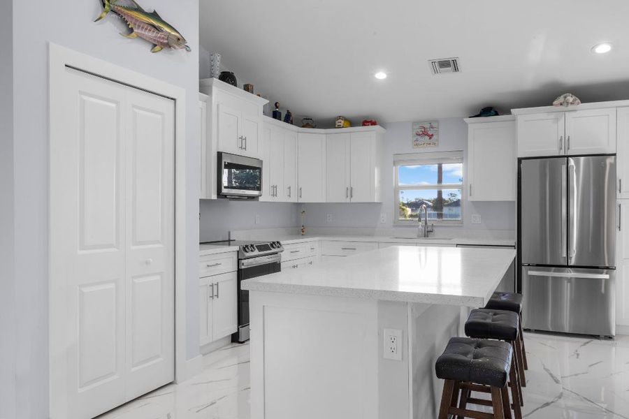 MK4583SWBradburyStreet-7 MK4583SWBradburyStreet-7