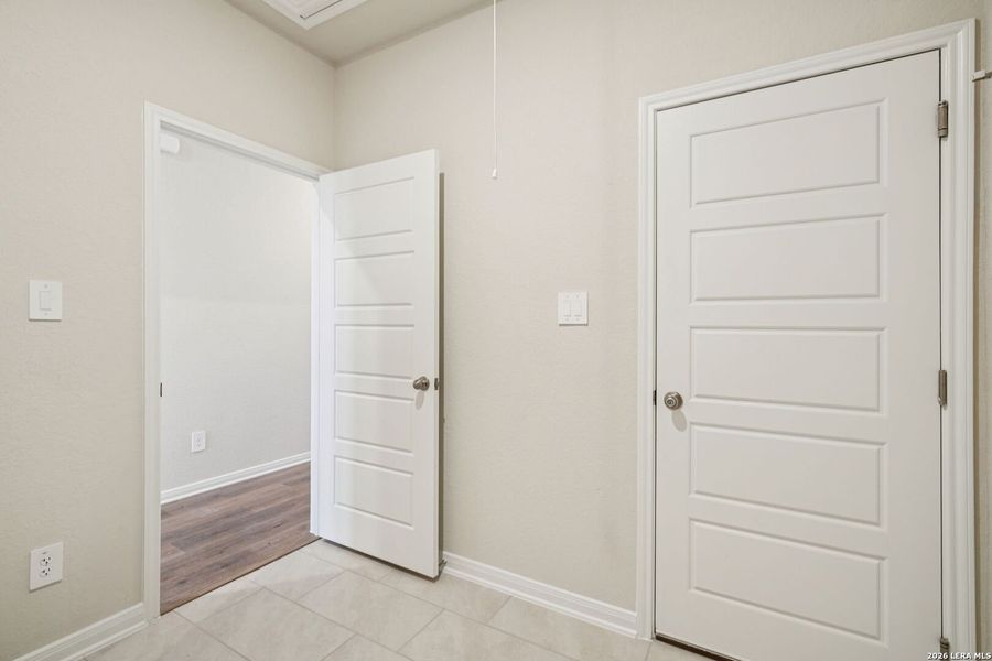 Spacious, unfurnished interior of a new home in Legendary Trails - Premier Series, Cibolo (Image 30).