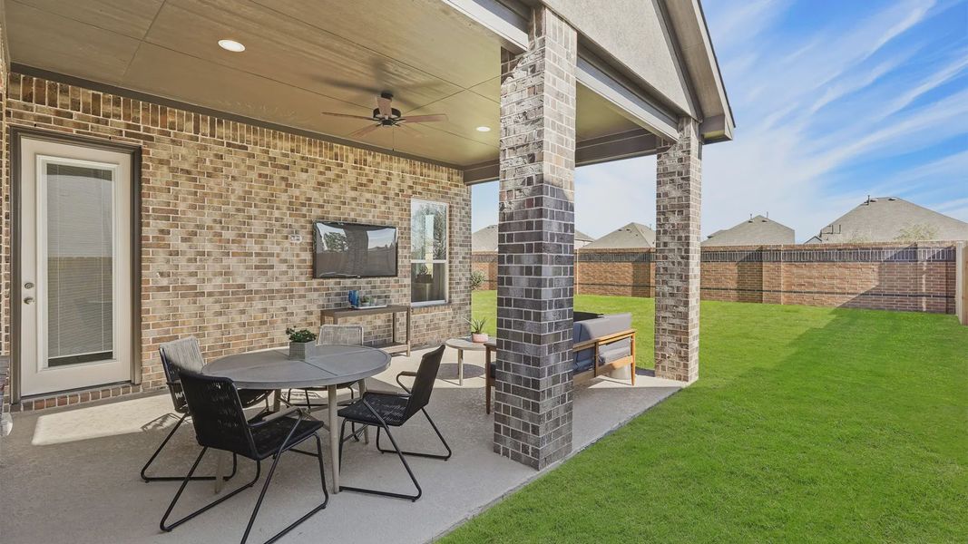 Representative exterior details of a home built from the Medina by Chesmar Homes in Elyson 50's, Katy (Image 3).