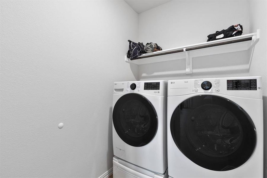 Close-up of interior finishes inside a home in Riverset, Garland (Image 20). Close-up of interior finishes inside a home in Riverset, Garland (Image 20).