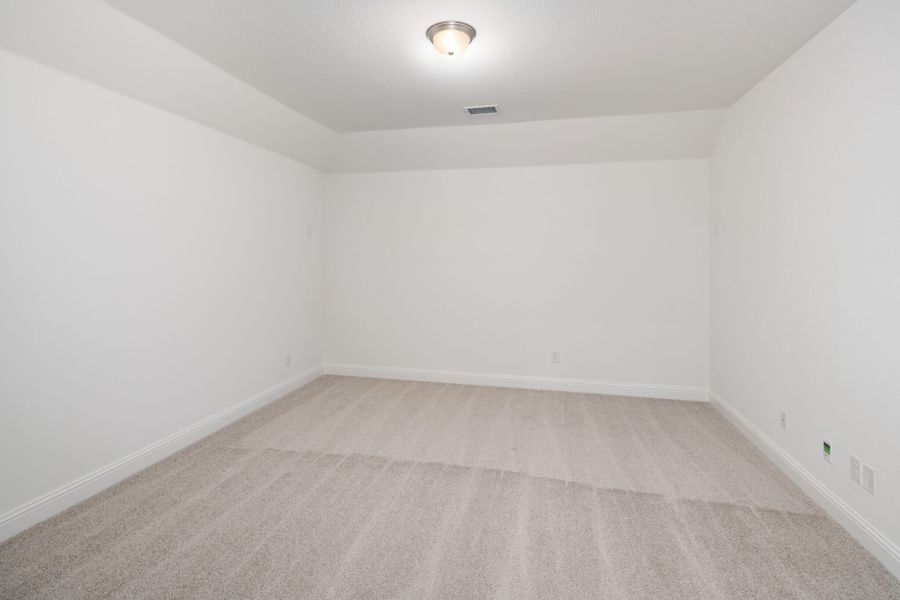 Spacious, unfurnished interior of a new home in Legacy Hills, Celina (Image 29).