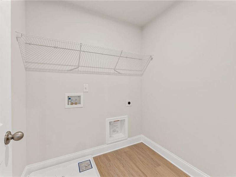 Spacious, unfurnished interior of a new home in Wehunt Meadows, Hoschton (Image 23).