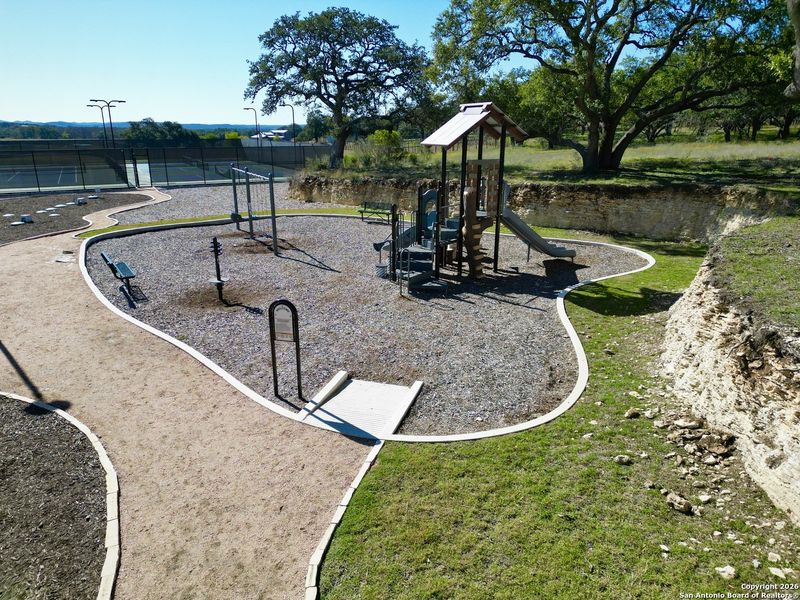 Community amenities in , Bulverde (Image 42).