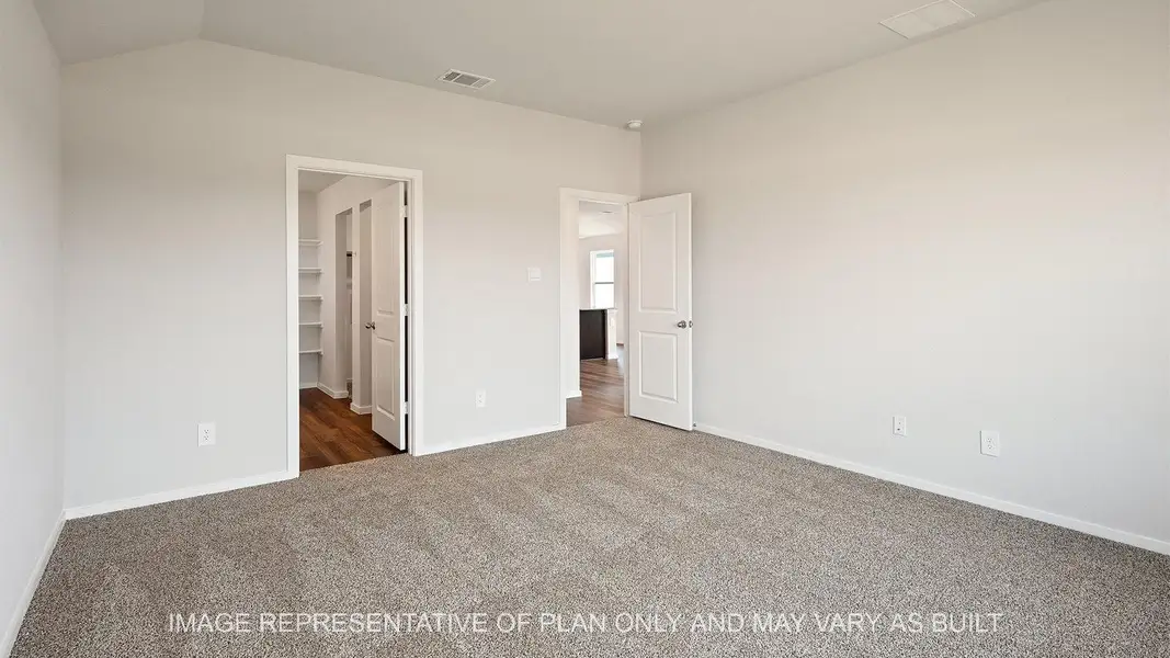 Spacious, unfurnished interior of a new home in Midtown Reserve, College Station (Image 12).