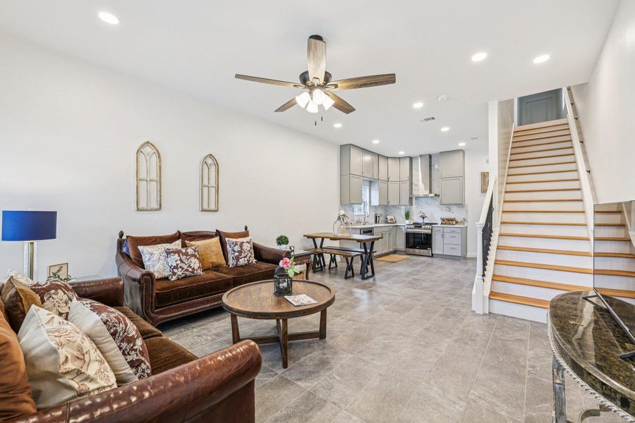 Furnished interior view inside a new home in , Wimberley (Image 22).