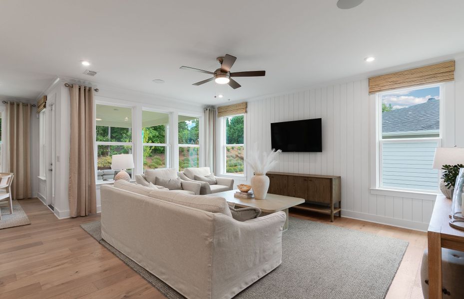 Furnished interior view inside a new home in Del Webb at Lake Oconee, Greensboro (Image 26).