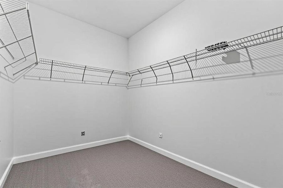 Spacious, unfurnished interior of a new home in Angeline Active Adult, Land O' Lakes (Image 19). Spacious, unfurnished interior of a new home in Angeline Active Adult, Land O' Lakes (Image 19).