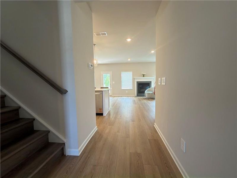 Spacious, unfurnished interior of a new home in Martin Springs - Estate Series, Lawrenceville (Image 14).