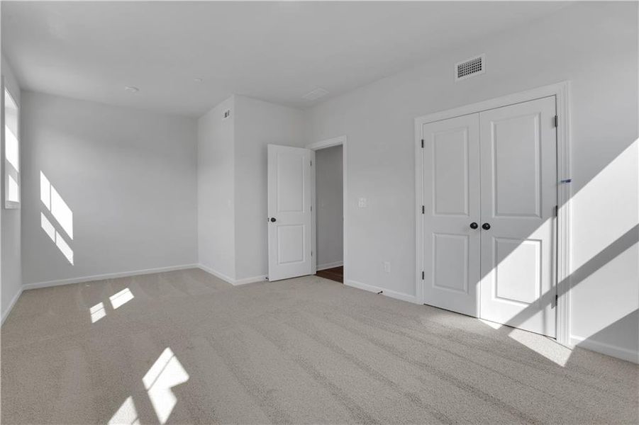 Spacious, unfurnished interior of a new home in Poppy at GreenHouse, Marietta (Image 23).