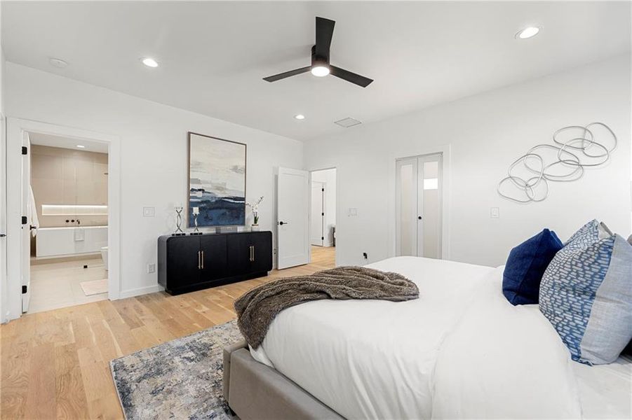 Furnished interior view inside a new home in , Atlanta (Image 4).