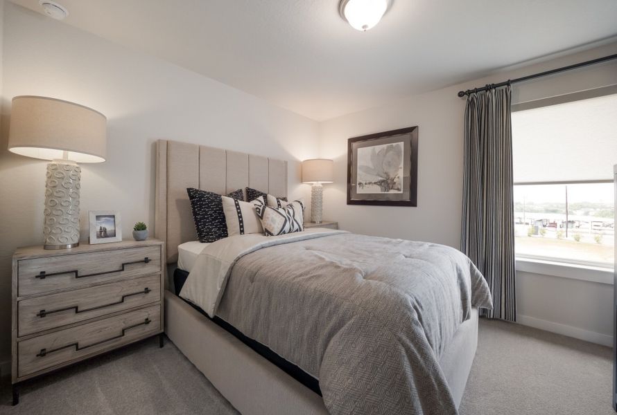 Furnished interior view inside a new home in Avondale, San Antonio (Image 15).