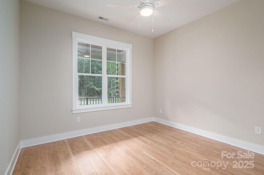 Spacious, unfurnished interior of a new home in , Lincolnton (Image 34).