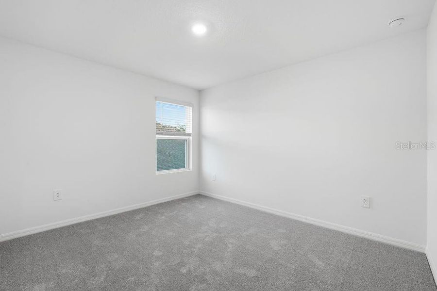 Spacious, unfurnished interior of a new home in Palm Wind, Hudson (Image 16).