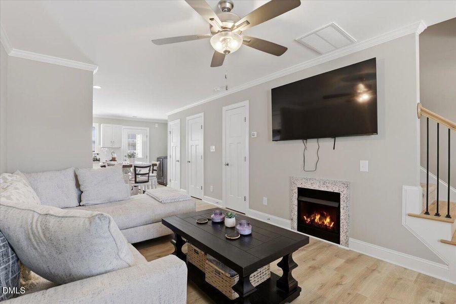 10-96 Linda St-10 10-96 Linda St-10