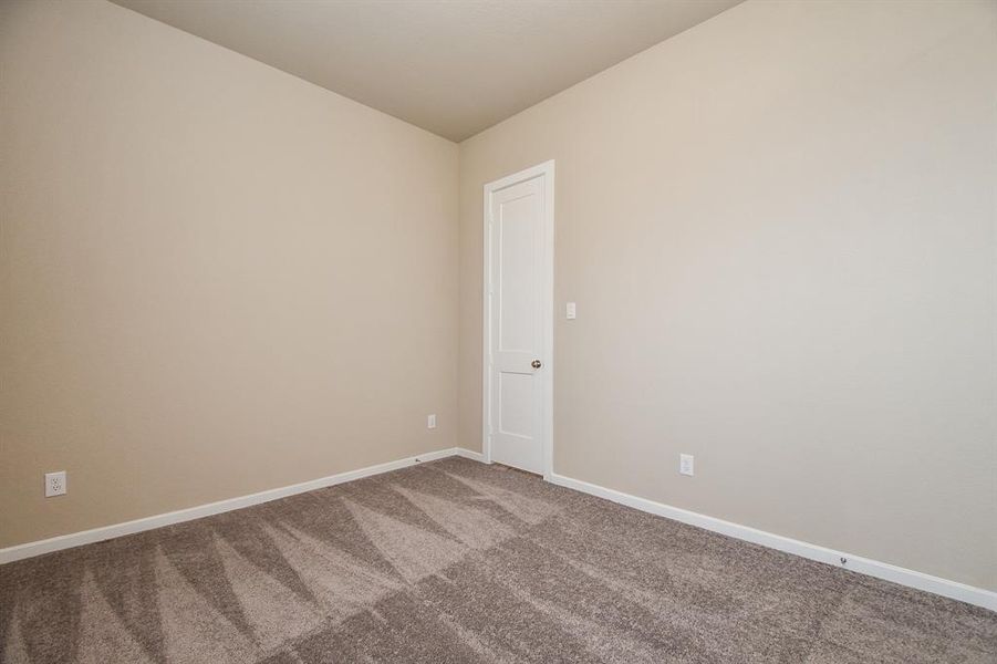 Image 27 of a home in .