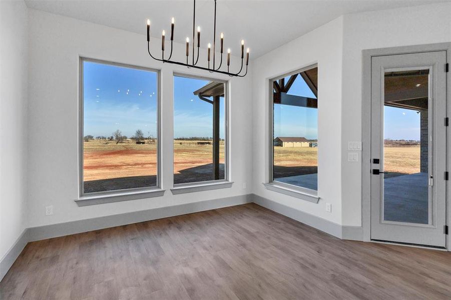 Spacious, unfurnished interior of a new home in , Tolar (Image 23).