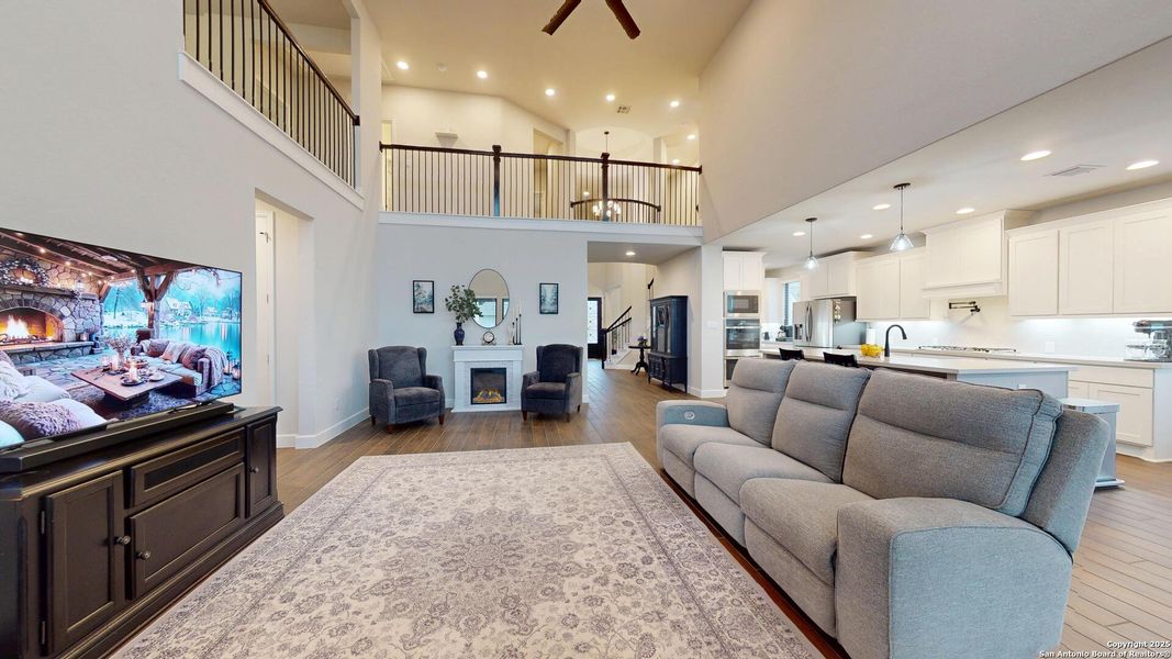 Furnished interior view inside a new home in Weston Oaks 55', San Antonio (Image 16).