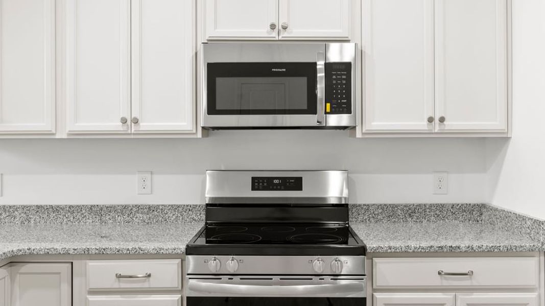 Representative interior finishes for a home built from the Interior Unit by D.R. Horton in Pearson Road Townhomes, Easley (Image 11).