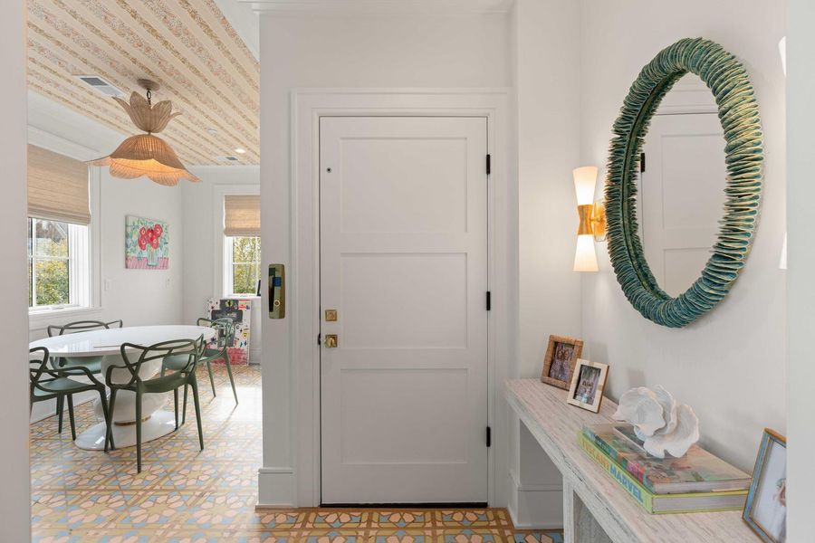 Furnished interior view inside a new home in , Charleston (Image 63).