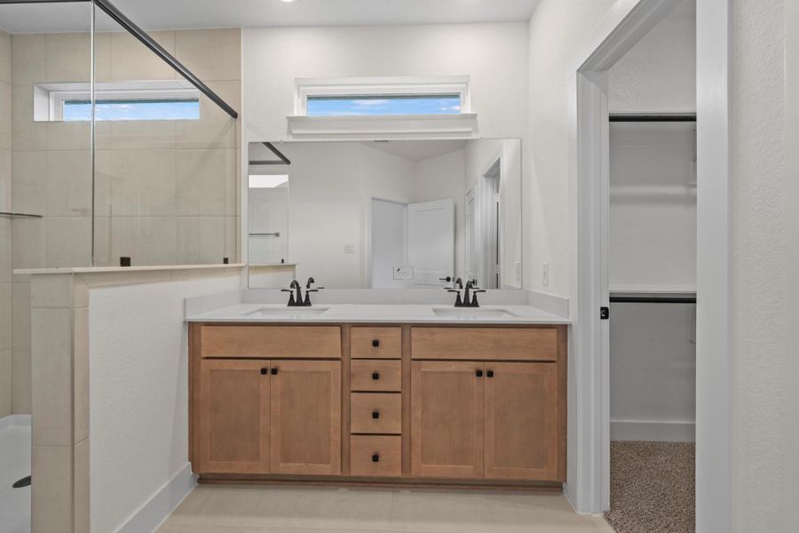 Furnished interior view inside a new home in , Katy (Image 14).