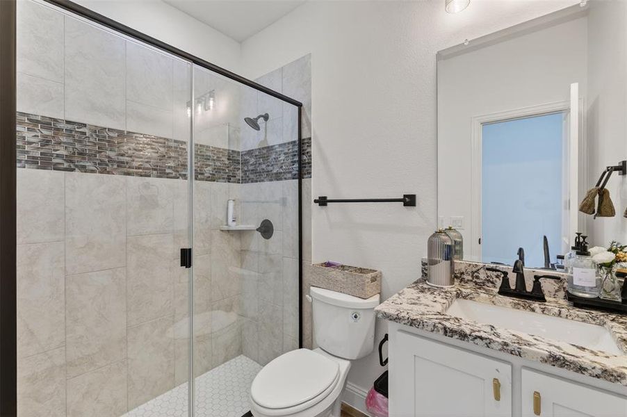 Furnished interior view inside a new home in , Little Elm (Image 8).