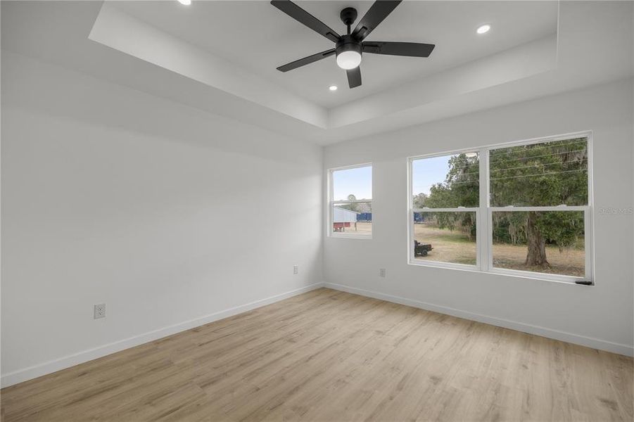 Spacious, unfurnished interior of a new home in , Williston (Image 20).