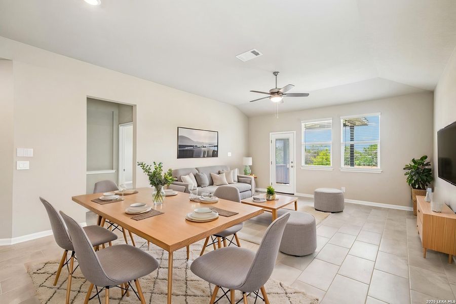 Furnished interior view inside a new home in Thomas Pond, San Antonio (Image 19). Furnished interior view inside a new home in Thomas Pond, San Antonio (Image 19).