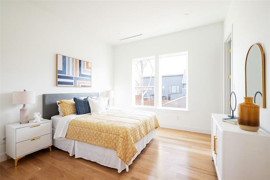 Furnished interior view inside a new home in , Dallas (Image 8).
