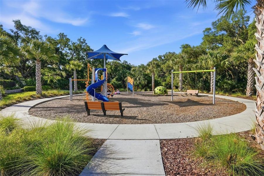 Community amenities in , Parrish (Image 36).