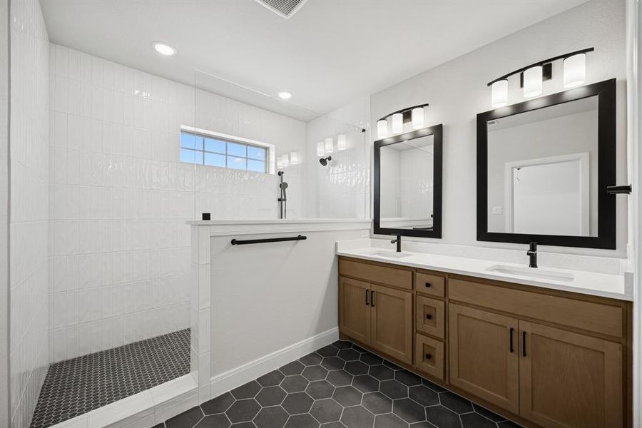 Furnished interior view inside a new home in Greenville Heights, Dallas (Image 13).